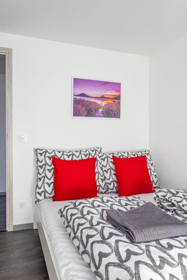 Rakoczi 4 Bedroom Centre Apartment บูดาเปสต์ ภายนอก รูปภาพ