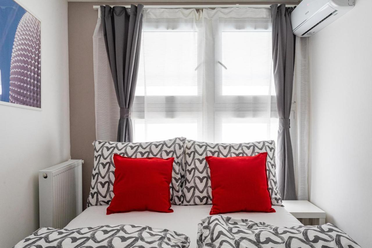 Rakoczi 4 Bedroom Centre Apartment บูดาเปสต์ ภายนอก รูปภาพ