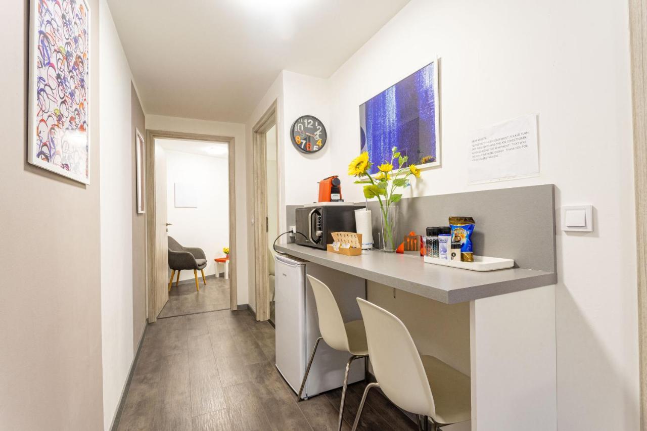 Rakoczi 4 Bedroom Centre Apartment บูดาเปสต์ ภายนอก รูปภาพ