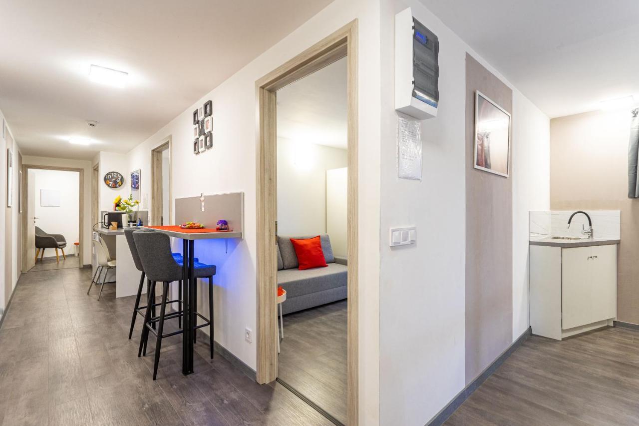Rakoczi 4 Bedroom Centre Apartment บูดาเปสต์ ภายนอก รูปภาพ